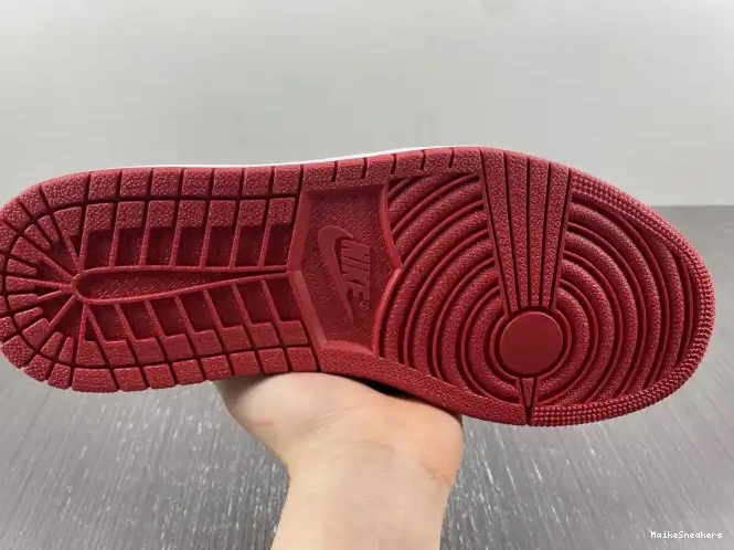 MaikeSneakers Low Jordan 1 Bred 705329-001 Retro Air 0414